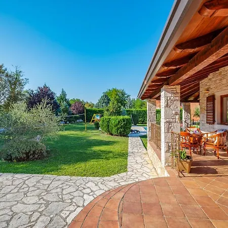 1575 Villa Nedeščina